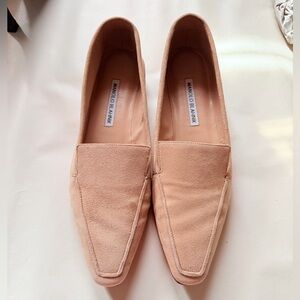 Manolo Blahnik Pitaneta Women's Beige Flats